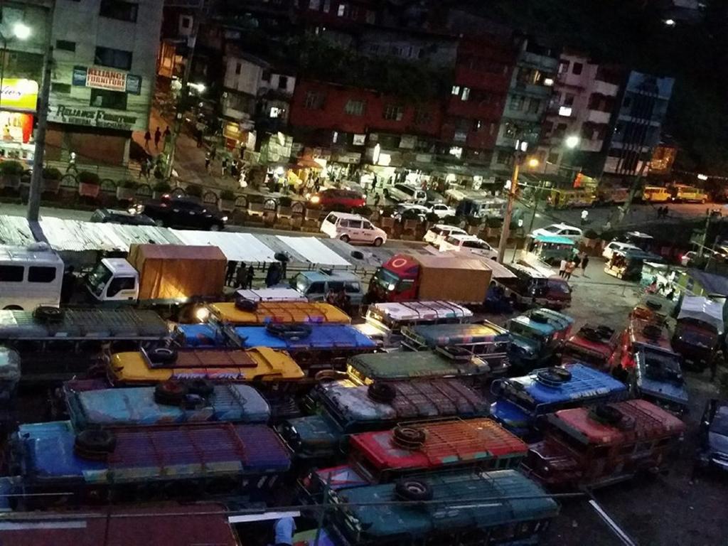 Cv Bed N Bath Baguio City Exterior foto